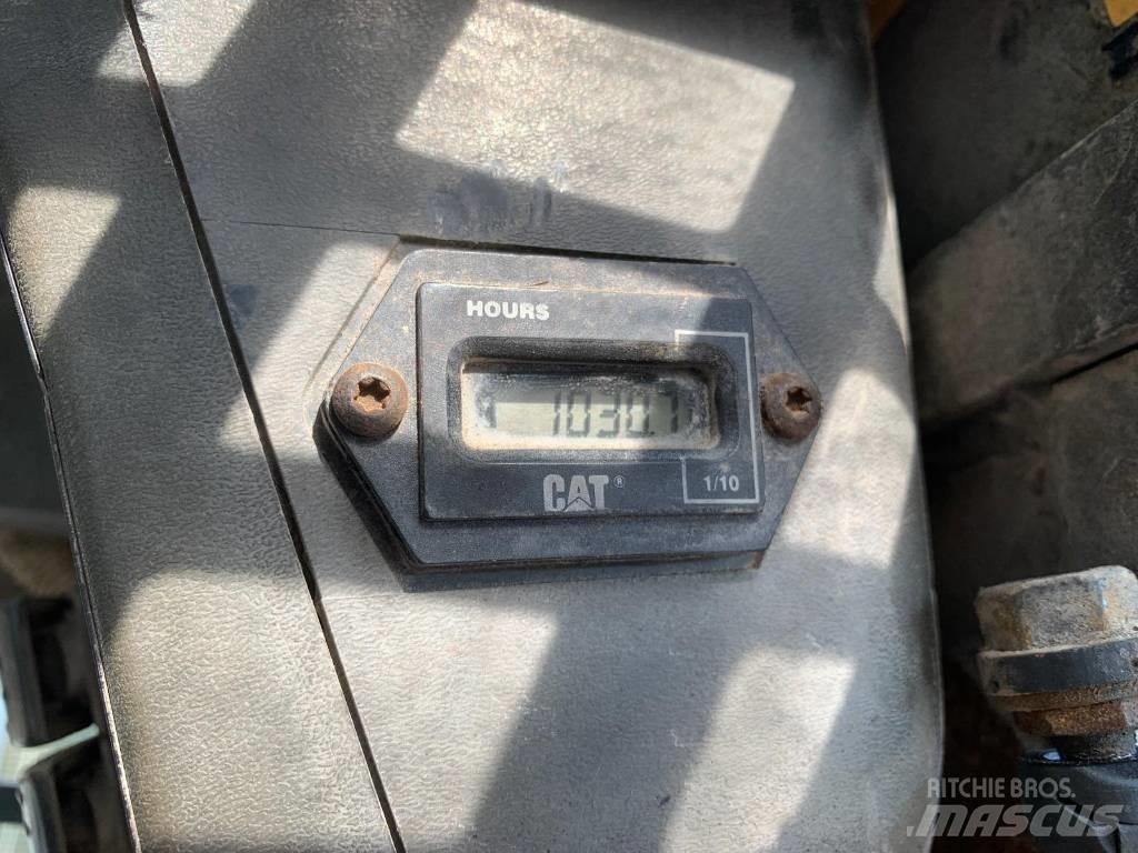 CAT 246 Liukuohjatut kuormaajat