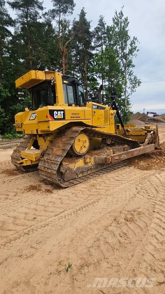 CAT D 6 T LGP Telaketjupuskutraktorit