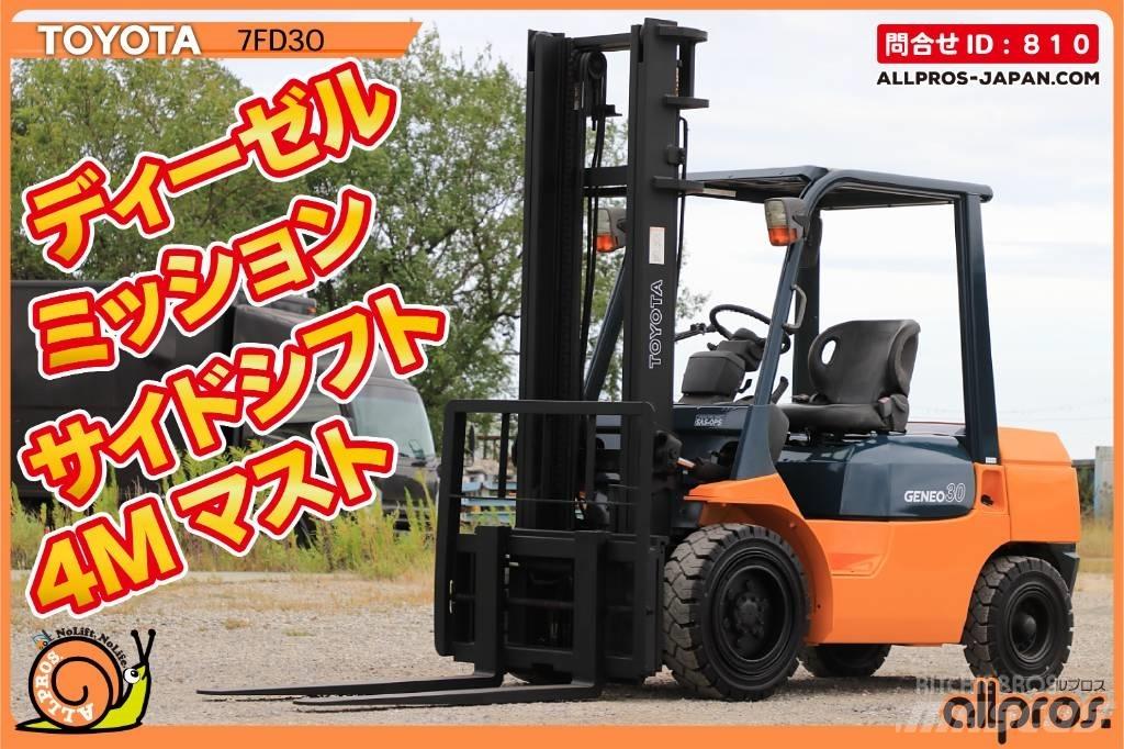 Toyota 7 FD 30 Dieseltrukit