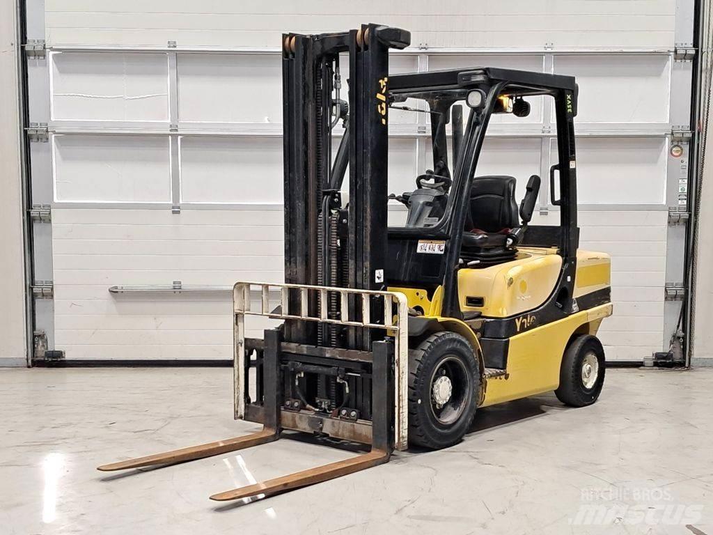 Yale GDP35VX Dieseltrukit