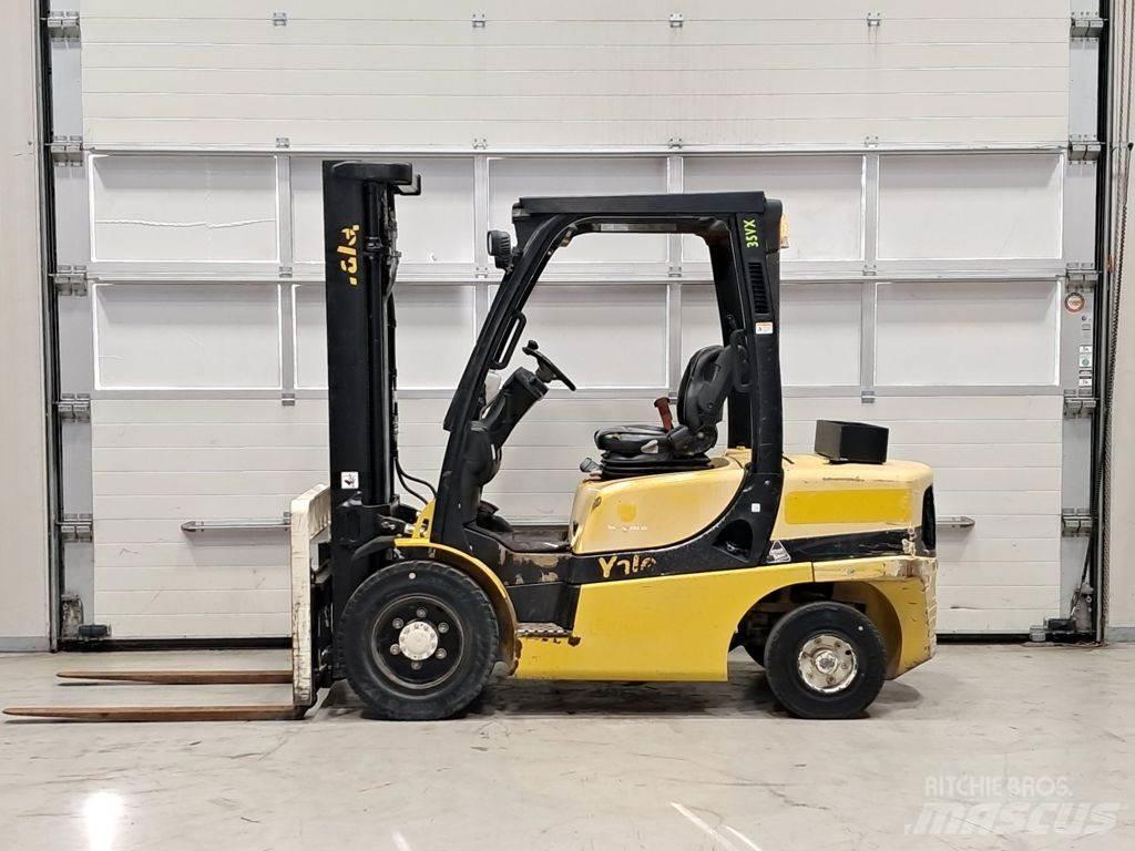 Yale GDP35VX Dieseltrukit