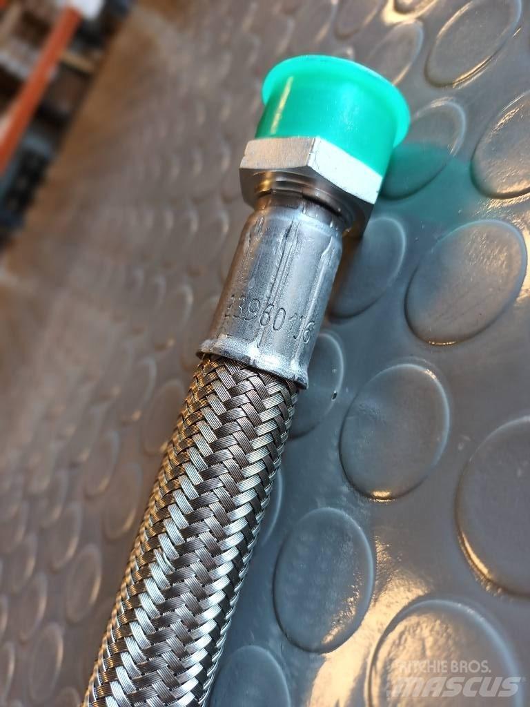 Volvo HOSE 23960136 Muut