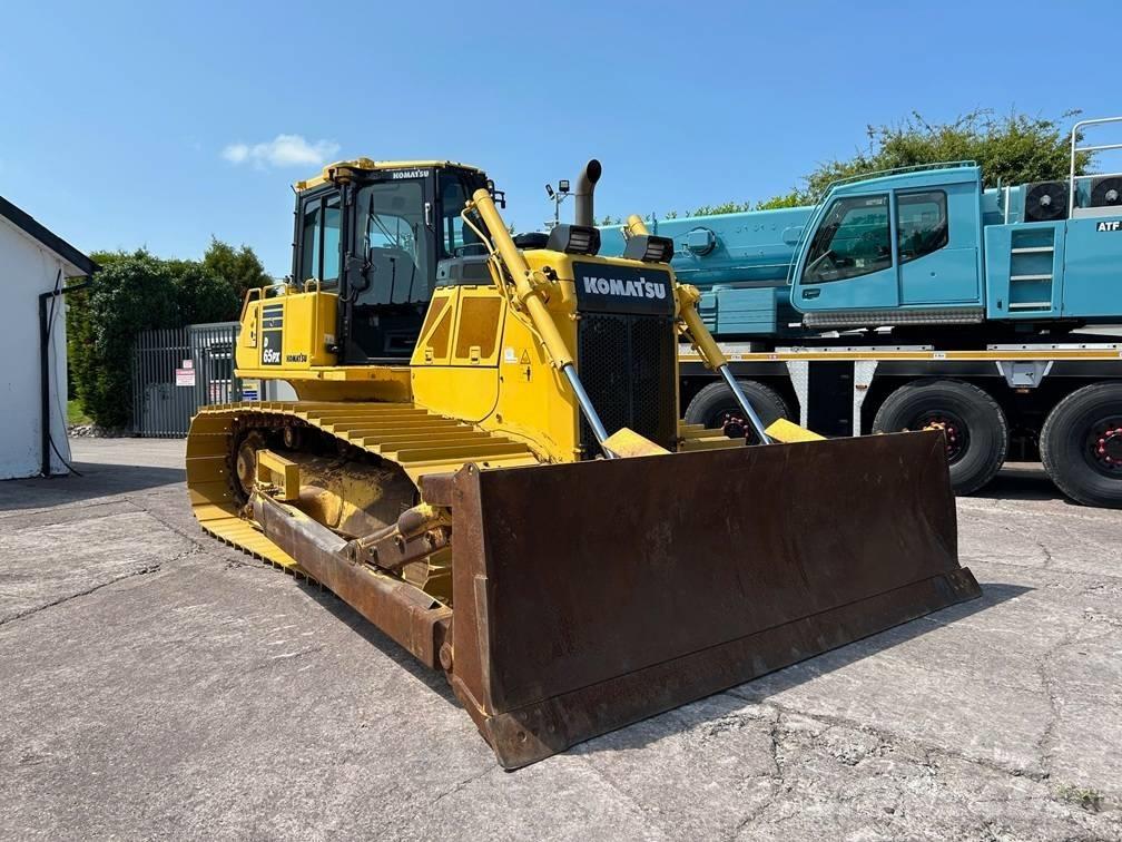 Komatsu D 65 PX-18 Telaketjupuskutraktorit