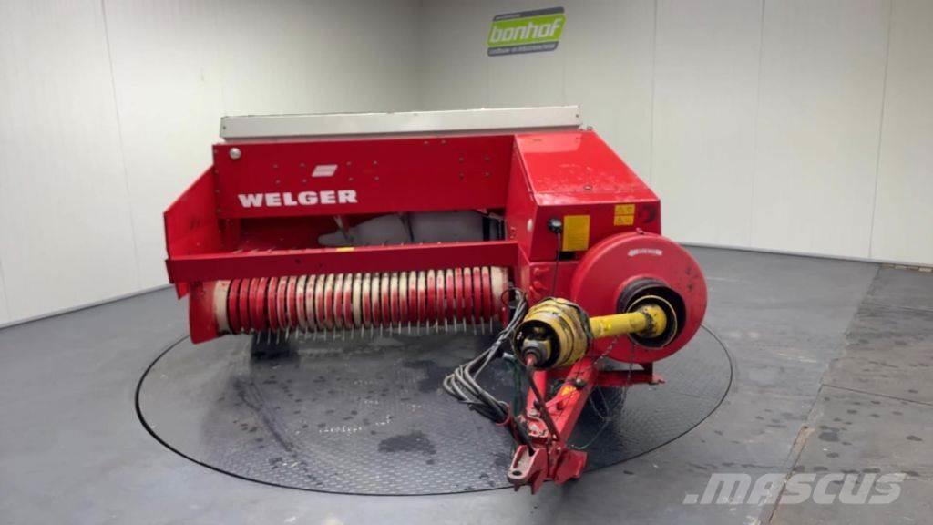 Welger AP 830 Kanttipaalaimet