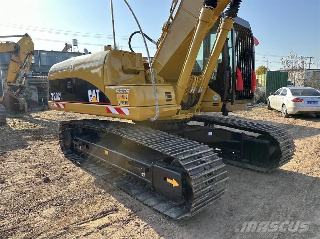 CAT 320 C Telakaivukoneet