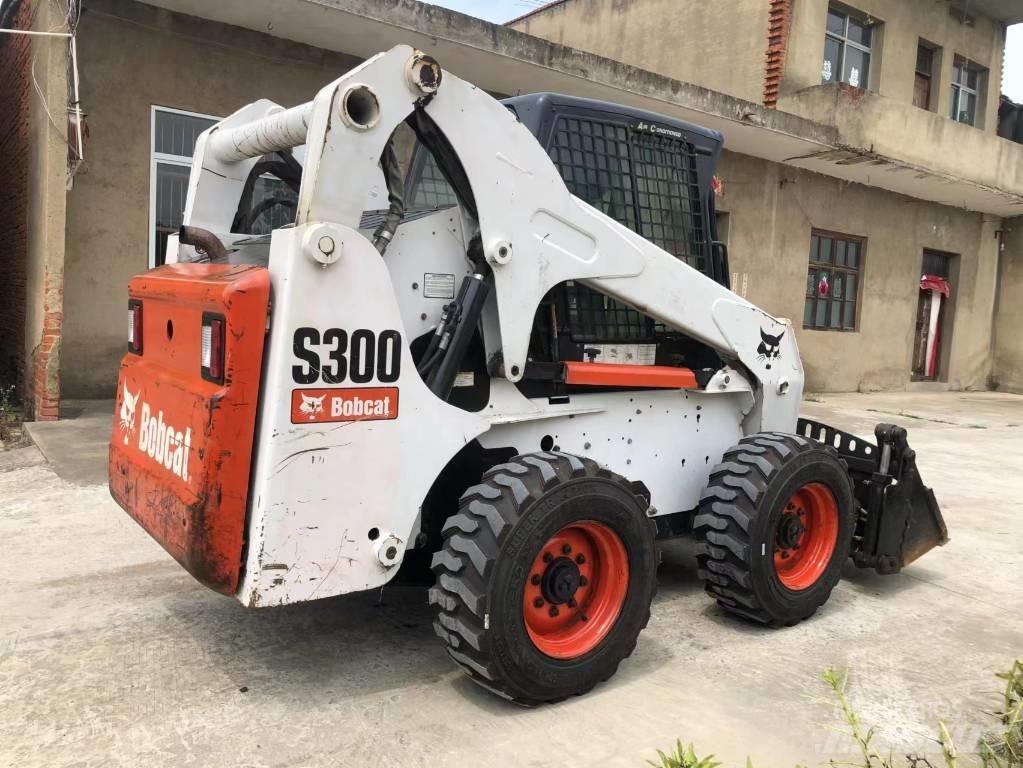 Bobcat S 300 Liukuohjatut kuormaajat