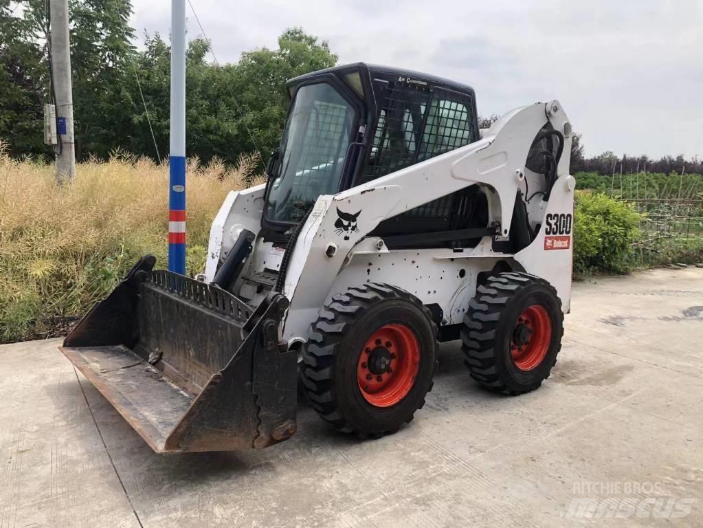 Bobcat S 300 Liukuohjatut kuormaajat