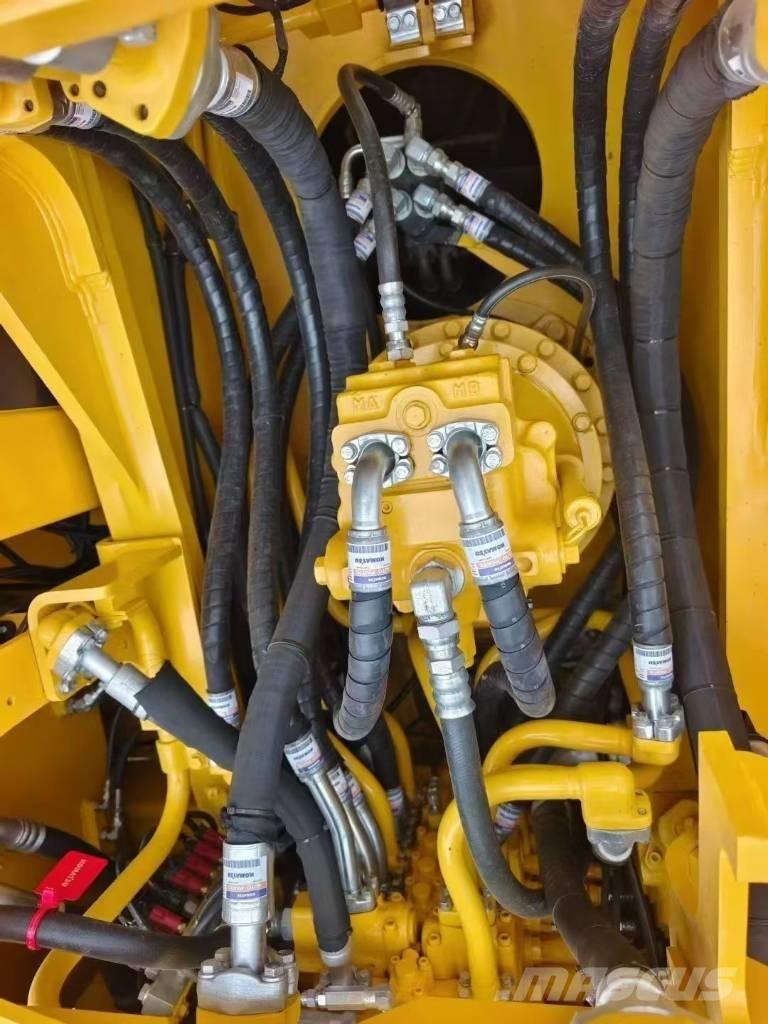 Komatsu 350-8 Telakaivukoneet