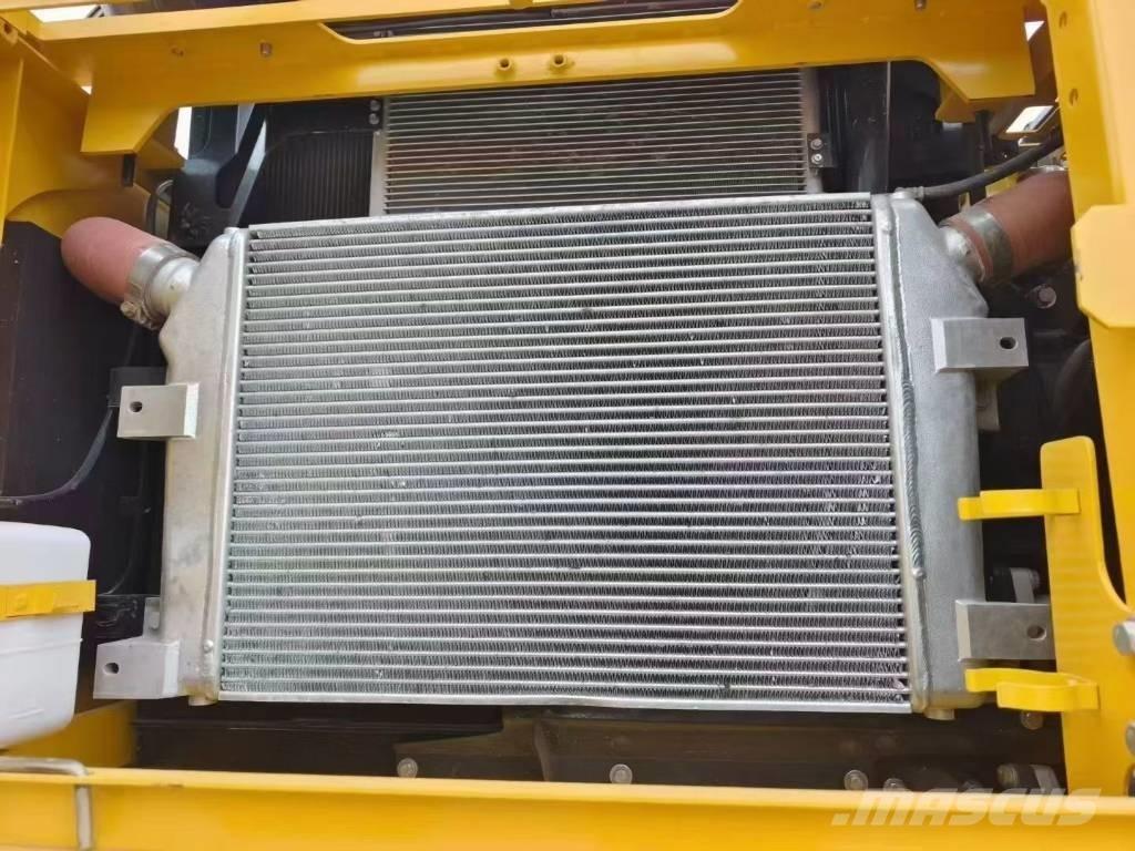 Komatsu 350-8 Telakaivukoneet