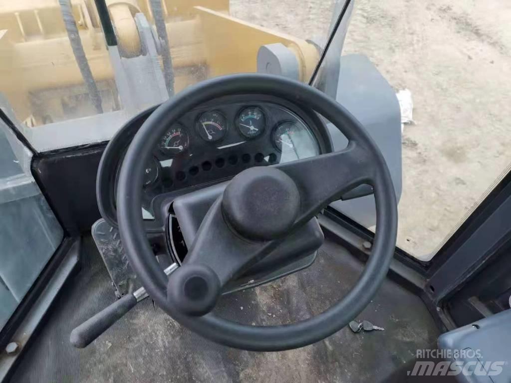 SDLG LG936L Pyöräkuormaajat
