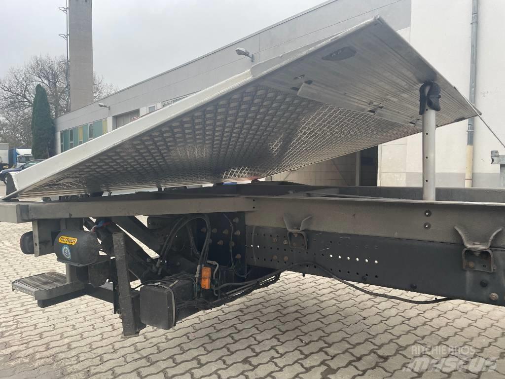 Volvo FL 250 Nostovarsi-vaihtolavakuorma-autot