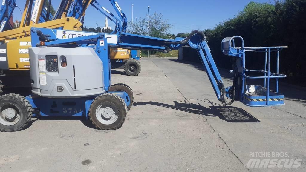 Genie Z 34/22 Kuukulkijat