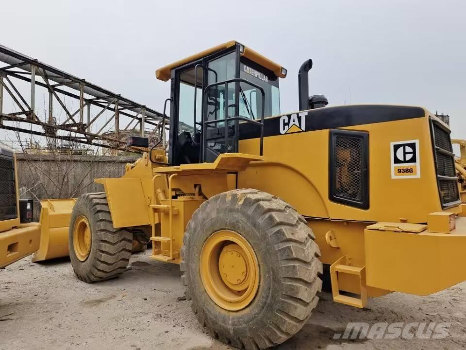 CAT 938 F Pyöräkuormaajat