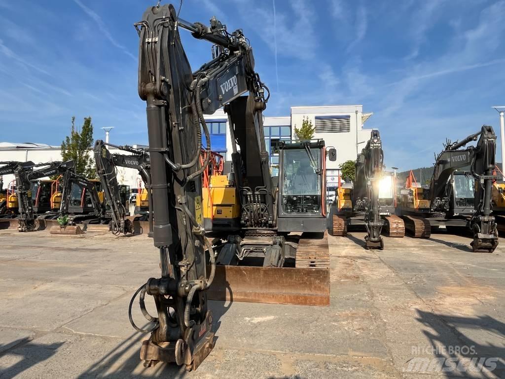 Volvo ECR235EL Telakaivukoneet