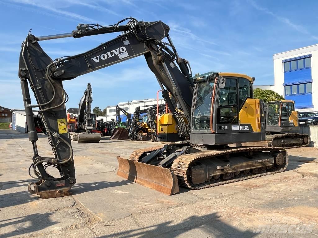 Volvo ECR235EL Telakaivukoneet