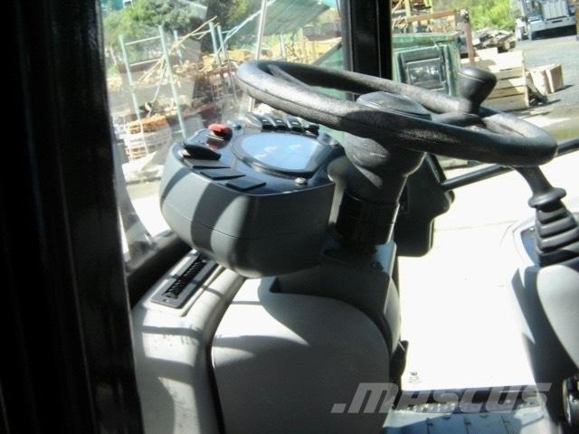 CAT 908 M Pyöräkuormaajat