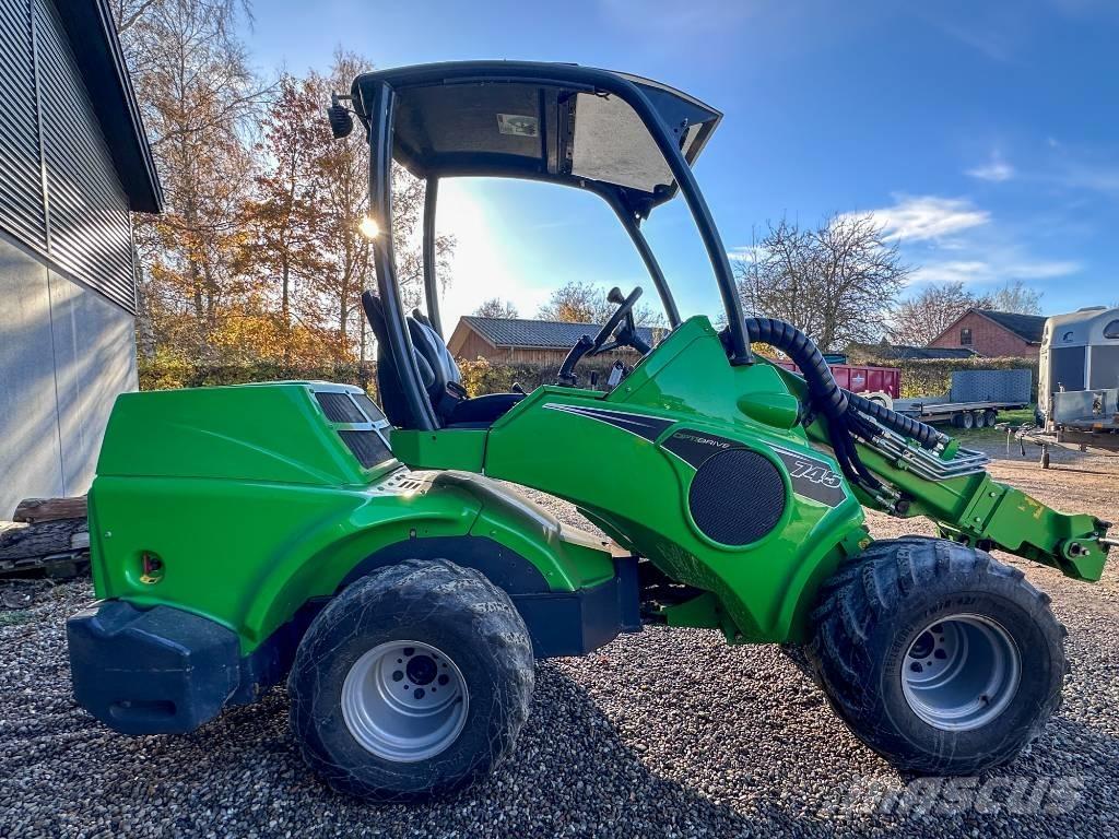 Avant 745 Yleiskuormaajat