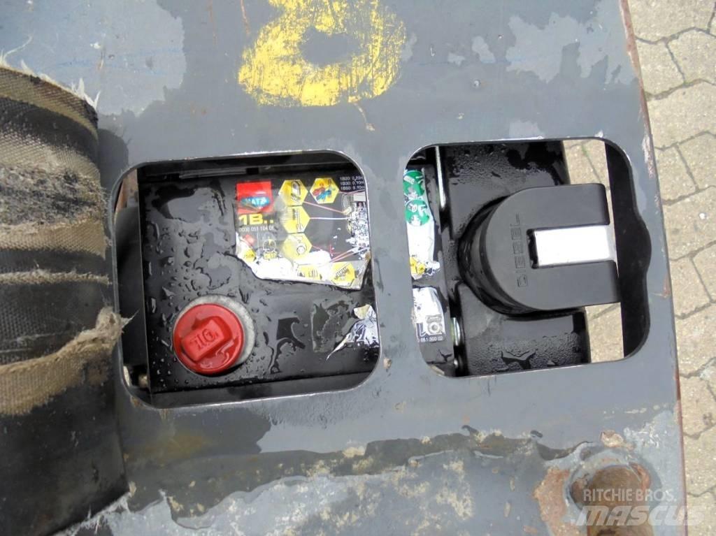 Bomag BPR 35/60 D Tärylevyt