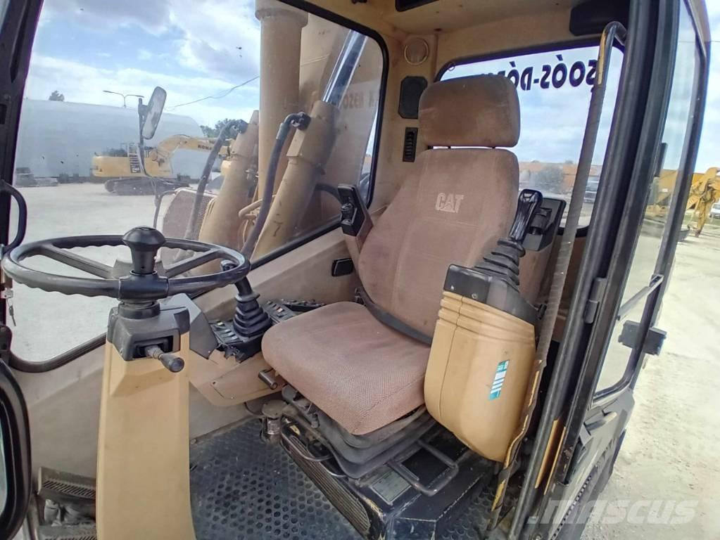 CAT M 315 Pyöräkaivukoneet