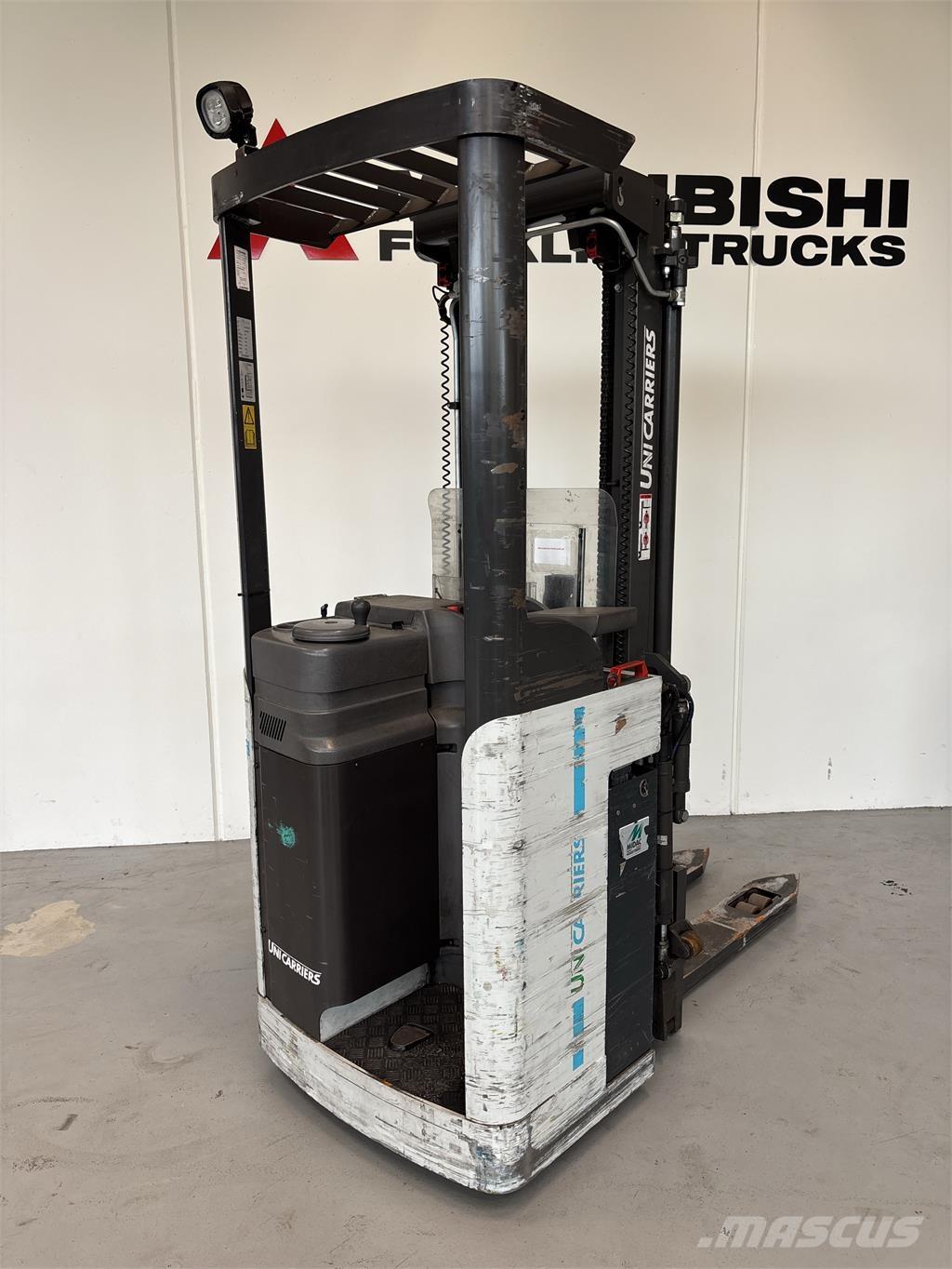 Atlet A160 Ajettavat pinoamisvaunut