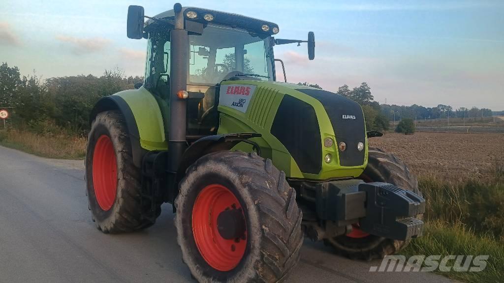 CLAAS Axion 810 CIS Traktorit