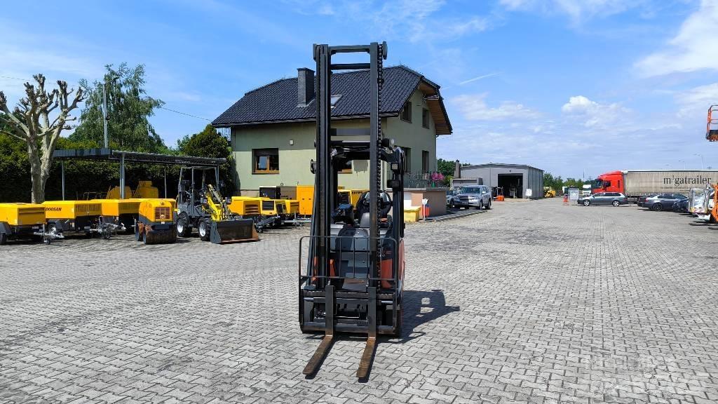 Linde E16-02 Sähkötrukit
