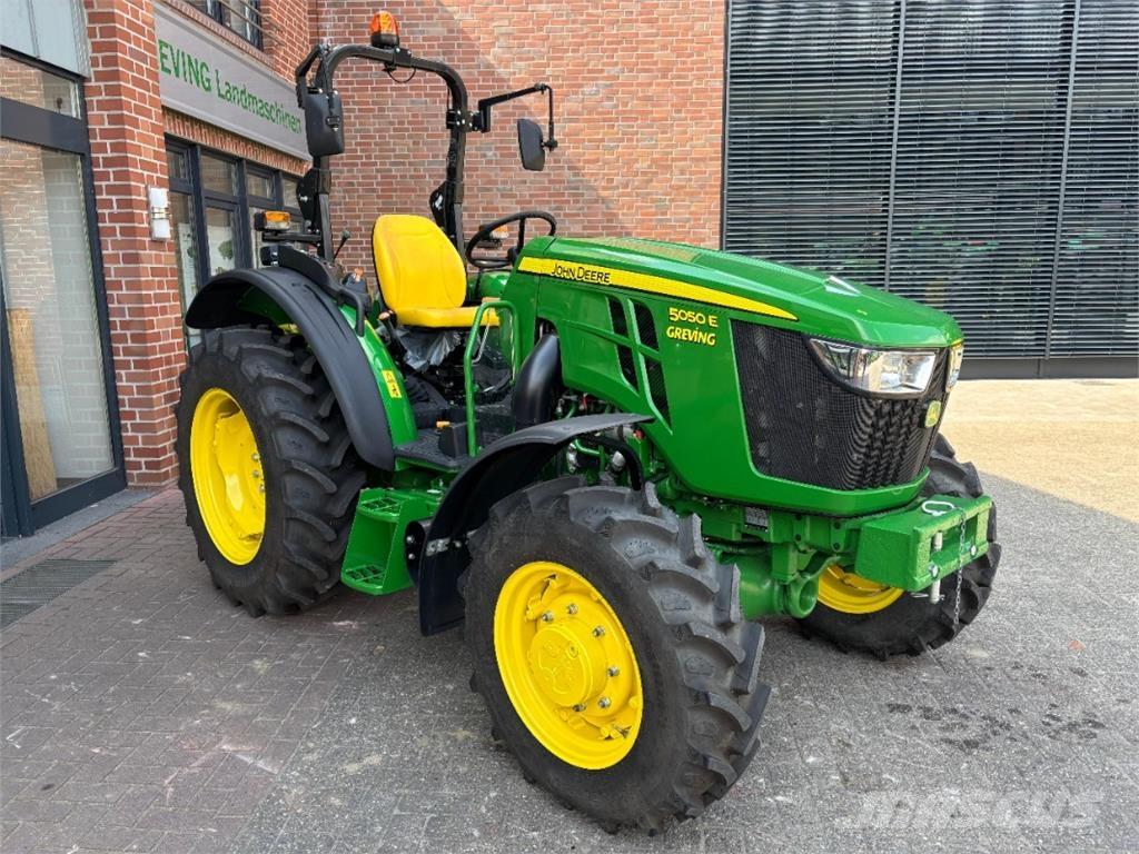 John Deere 5050E Traktorit
