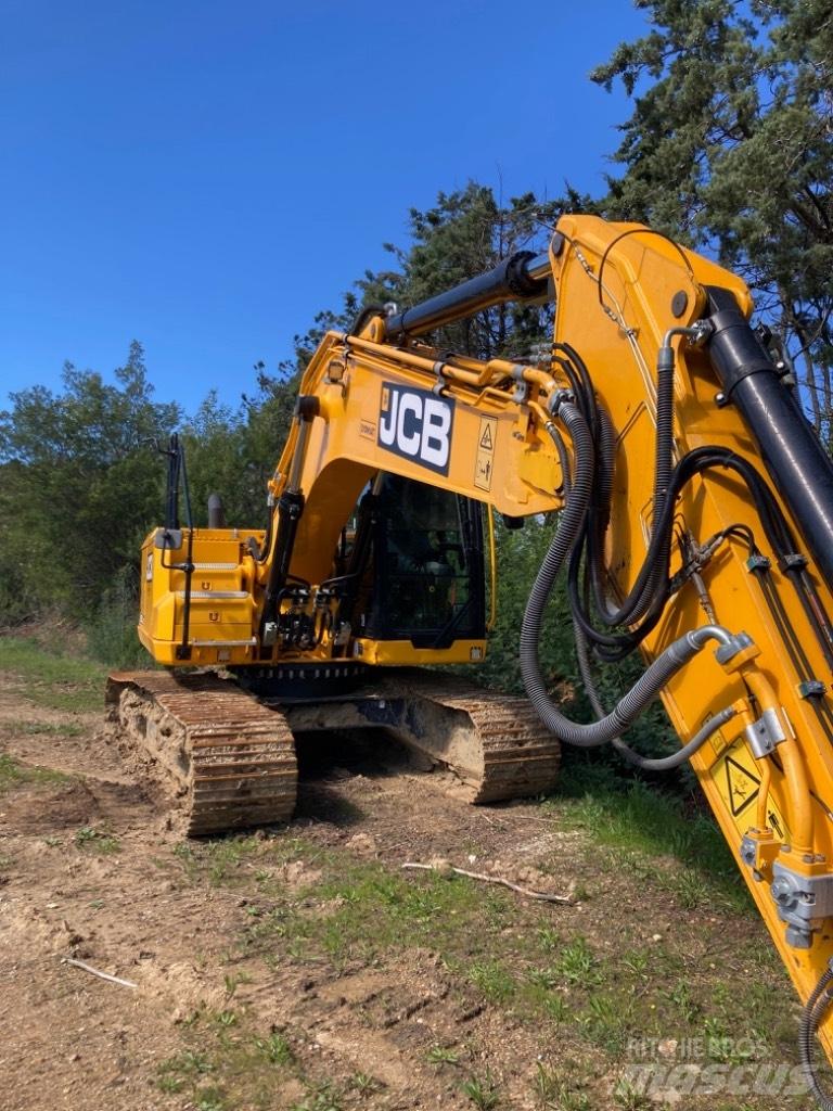 JCB JS 220 X Telakaivukoneet