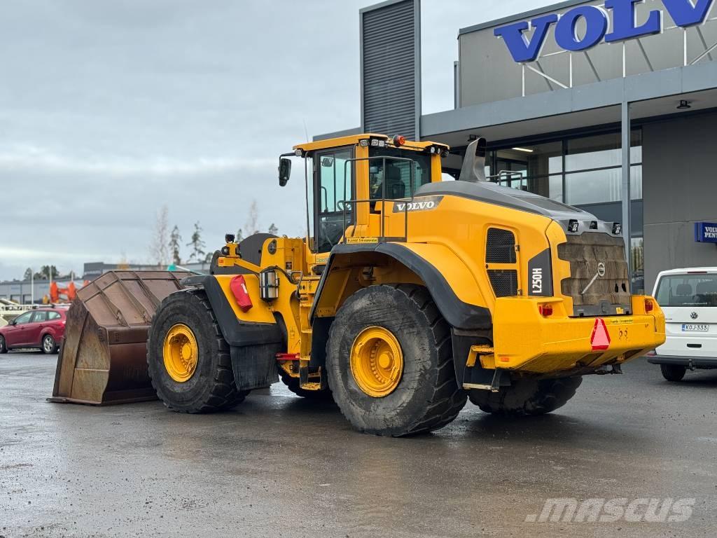 Volvo L 250 H Pyöräkuormaajat