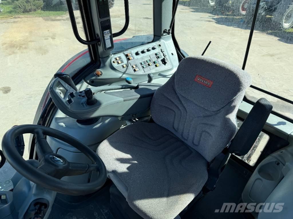 Valtra T 191 Traktorit
