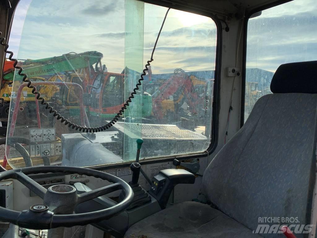 Takeuchi TB070W Pyöräkaivukoneet