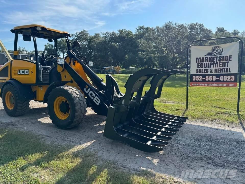 JCB 407 Pyöräkuormaajat