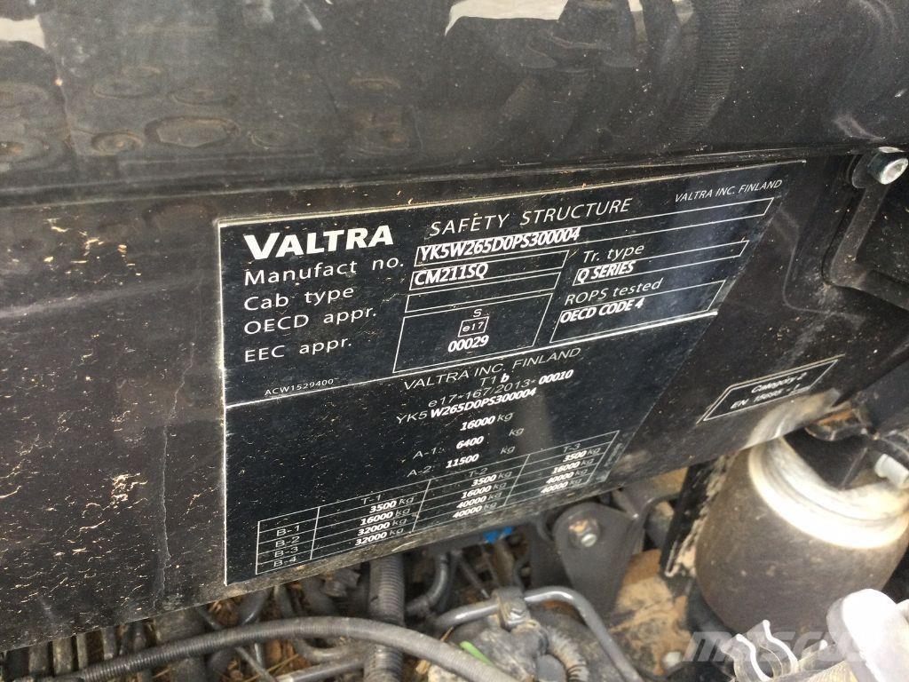Valtra Q265 Traktorit