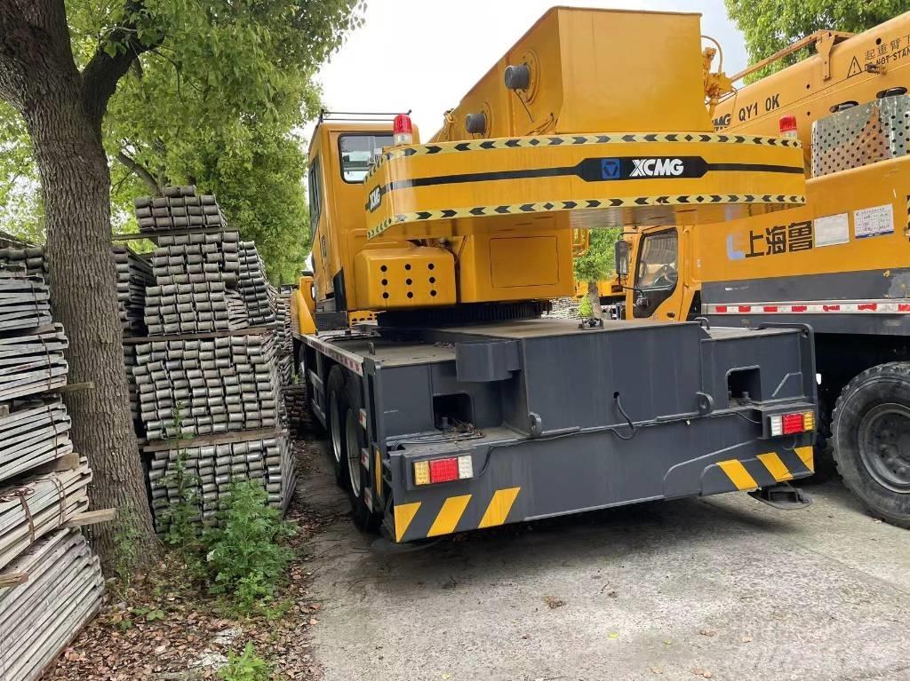 XCMG QY70KC Mobiilinosturit