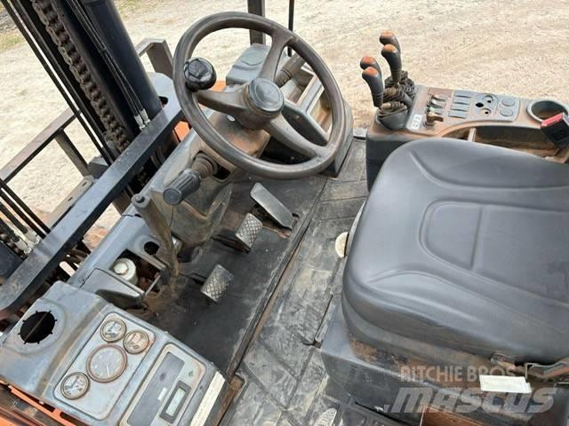 Doosan D 90 S-5 Dieseltrukit