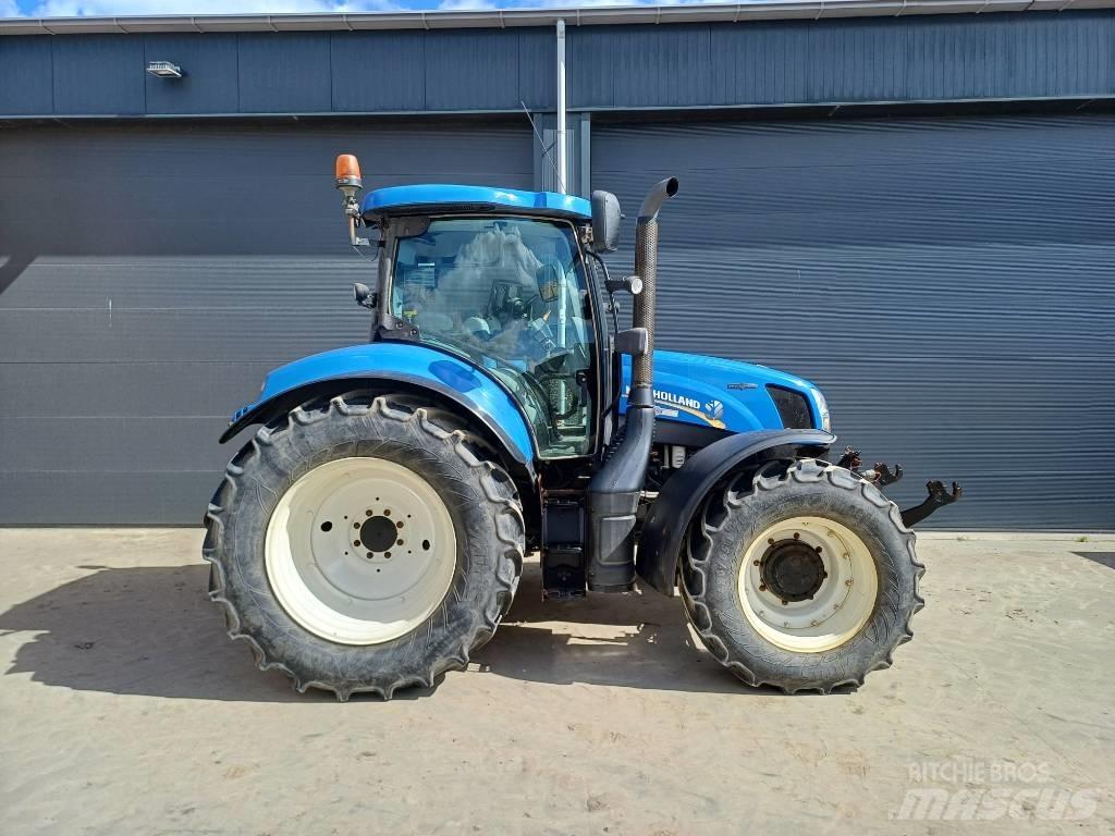 New Holland T6.140AC Traktorit