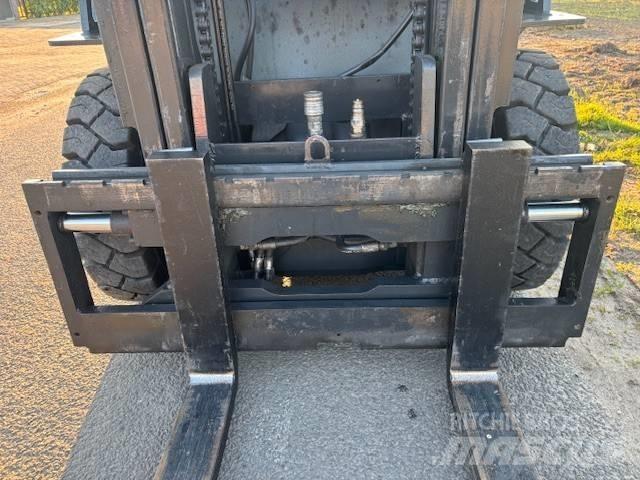 Doosan G 25 G Nestekaasutrukit