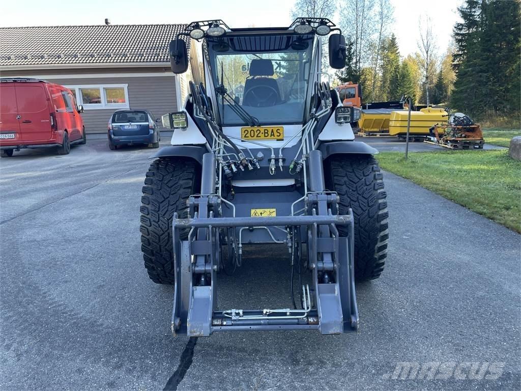 Wille 665 Taajamatraktorit