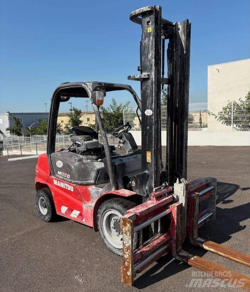 Manitou MI 35 D Dieseltrukit