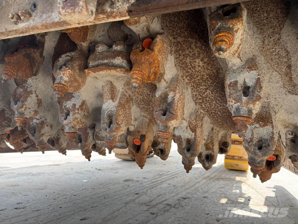 Wirtgen W 150 CFI Kylmäasfalttikoneet