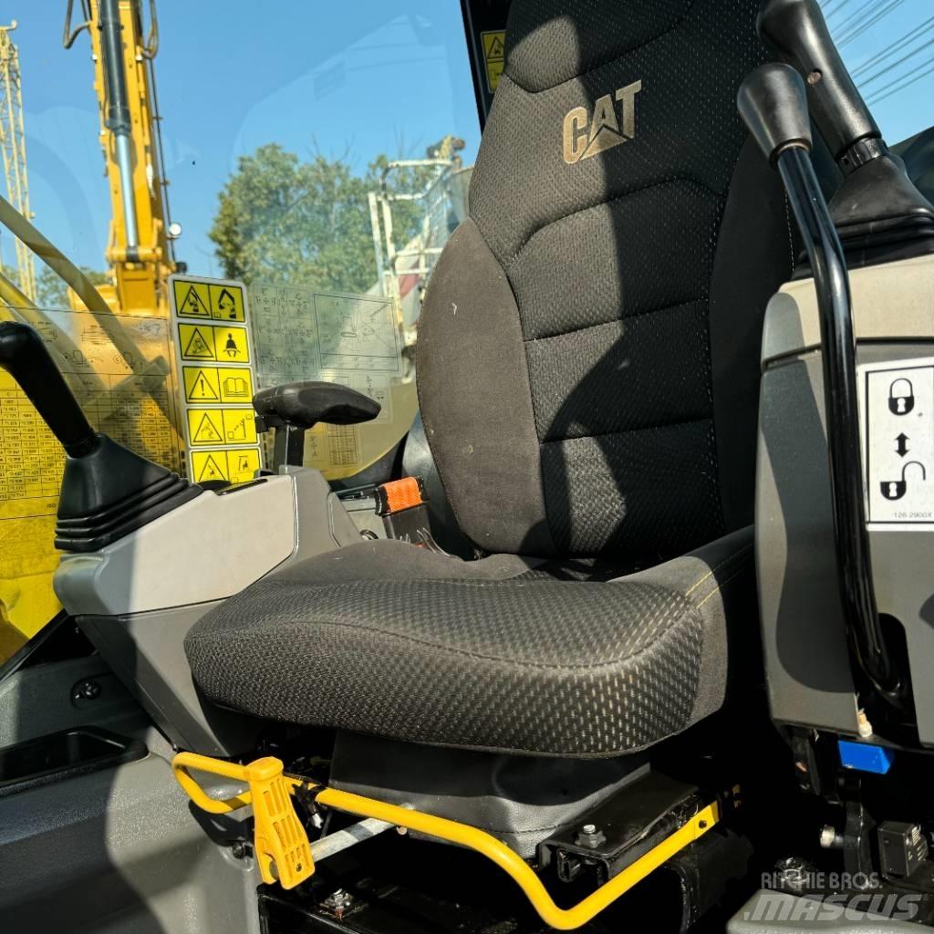 CAT 310 Telakaivukoneet