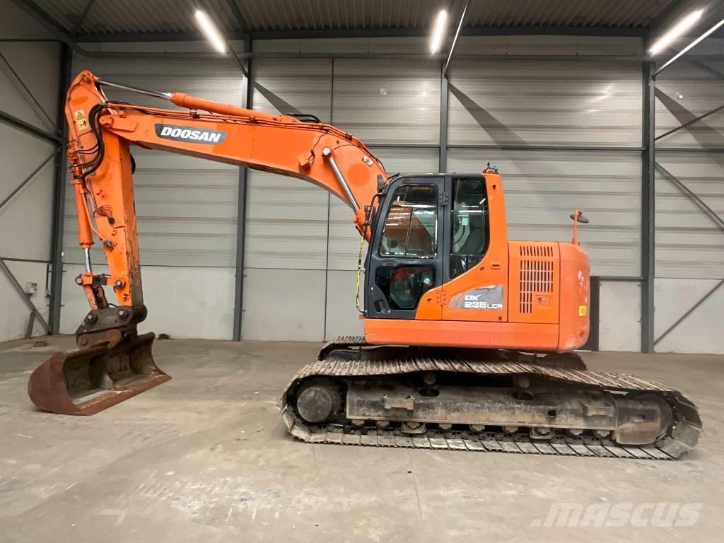 Doosan DX 235 LCR Telakaivukoneet