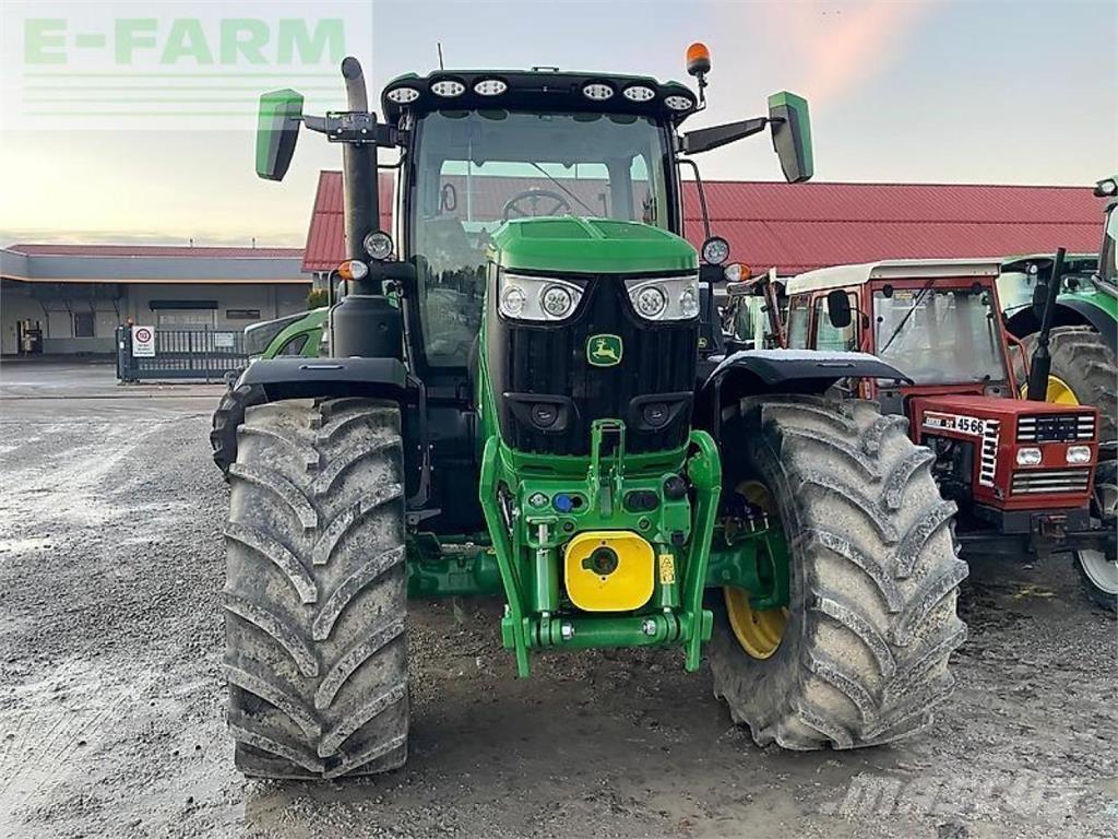 John Deere 6r 215 Traktorit