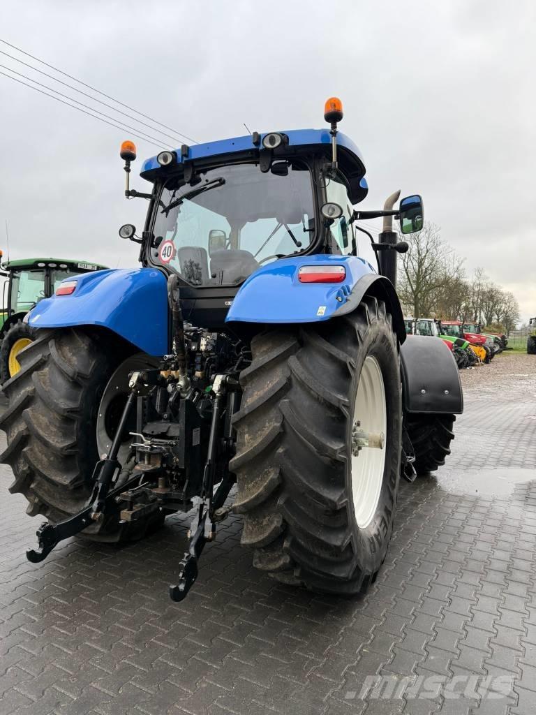 New Holland T 7040 Traktorit