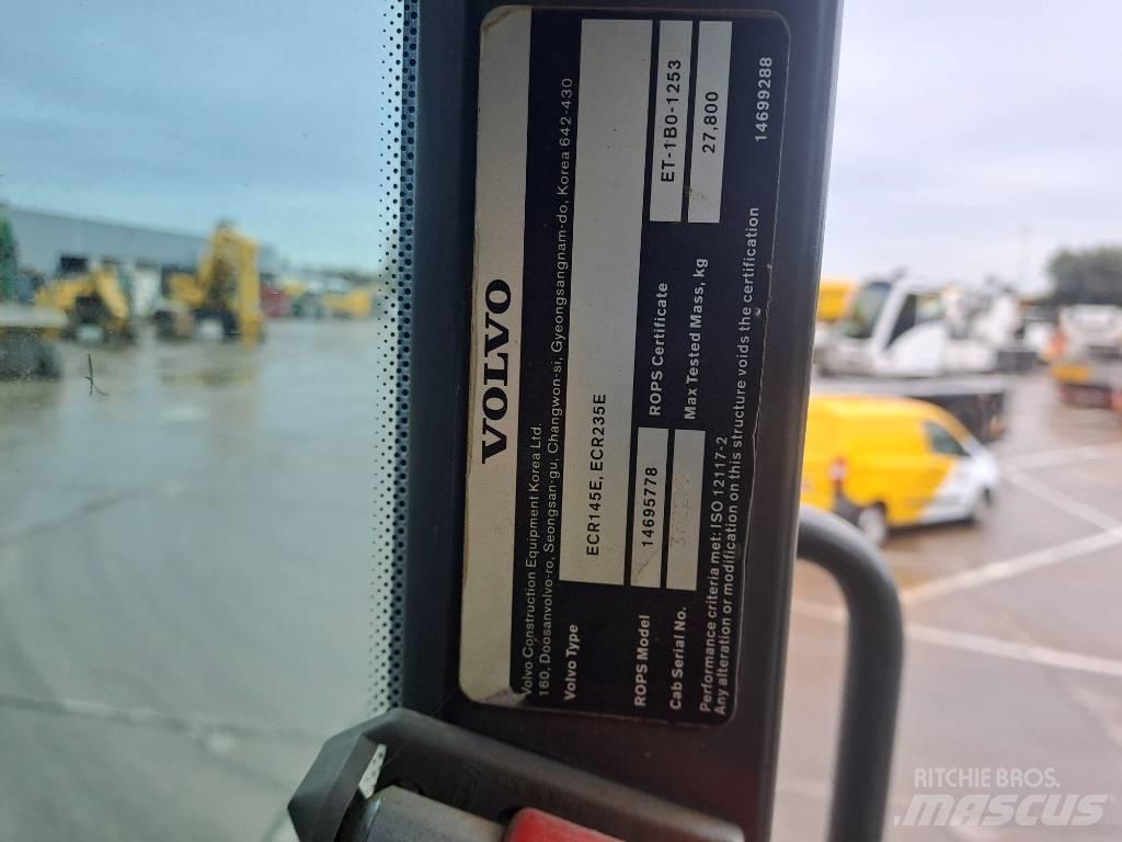 Volvo ECR235EL Telakaivukoneet