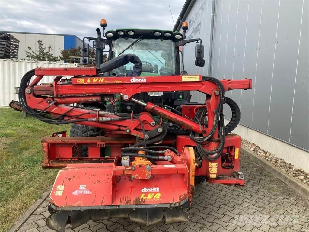 John Deere 6110R Traktorit