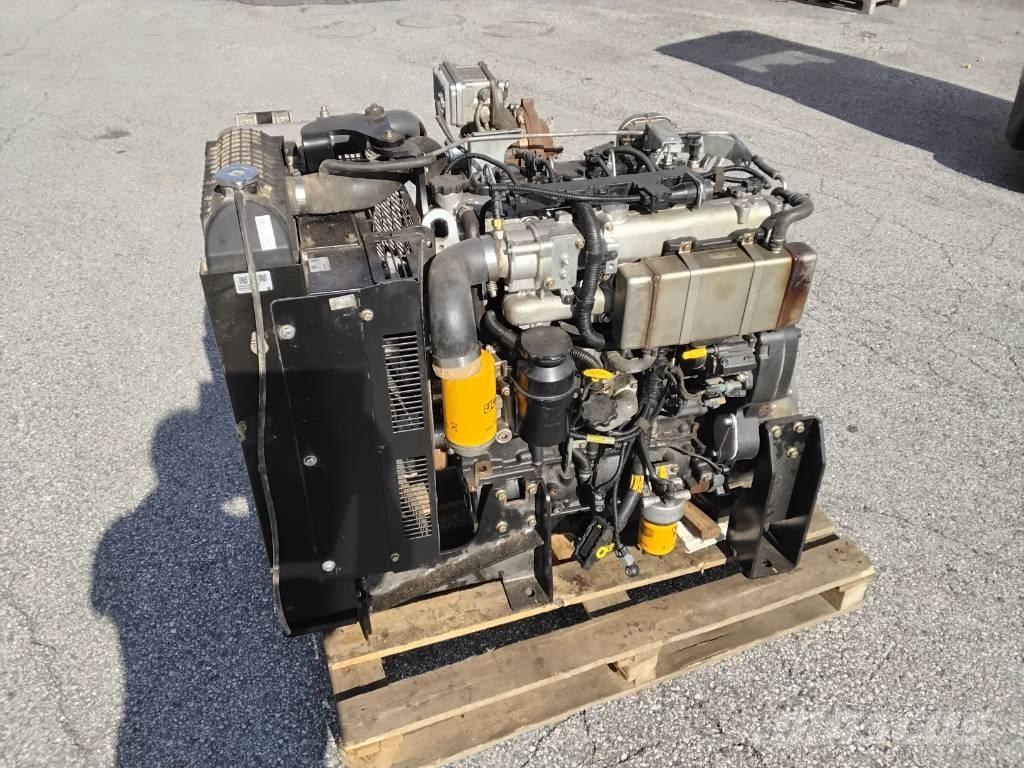 JCB 444TA4i-81 Moottorit