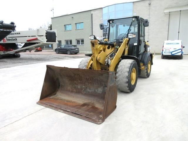CAT 906 H Pyöräkuormaajat