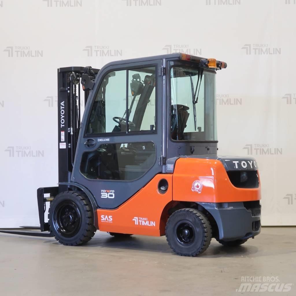 Toyota 02-8FDF30 Dieseltrukit