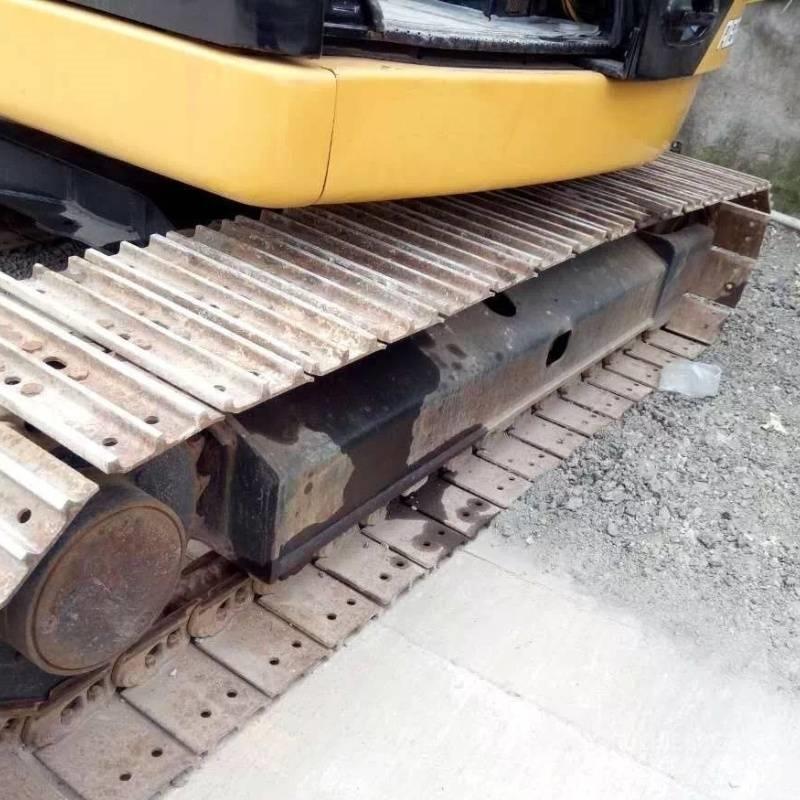 CAT 308 Minikaivukoneet < 7t